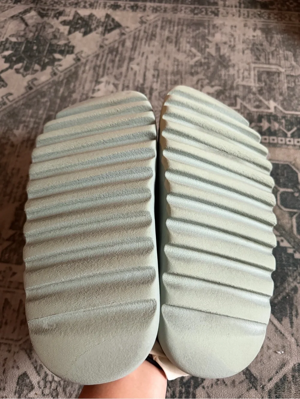 adidas Yeezy Slide 
